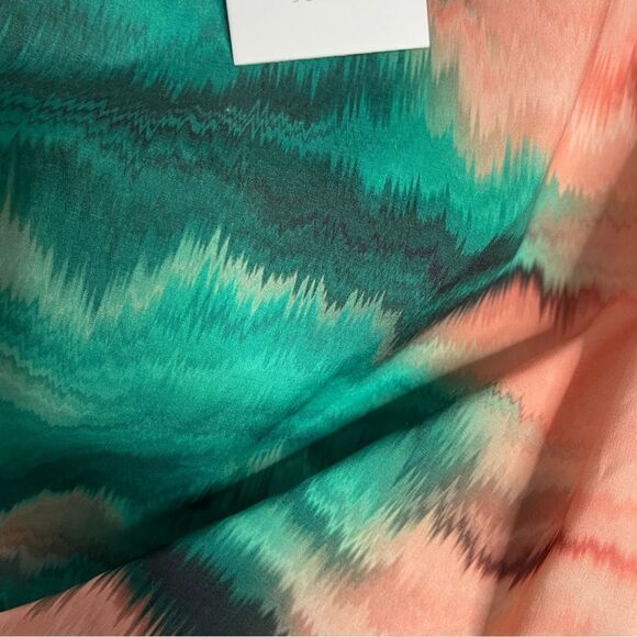 GIGIIS ASYMMETRICAL HALF SHOULDER BLOUSE TOP NWT - Picture 5 of 9